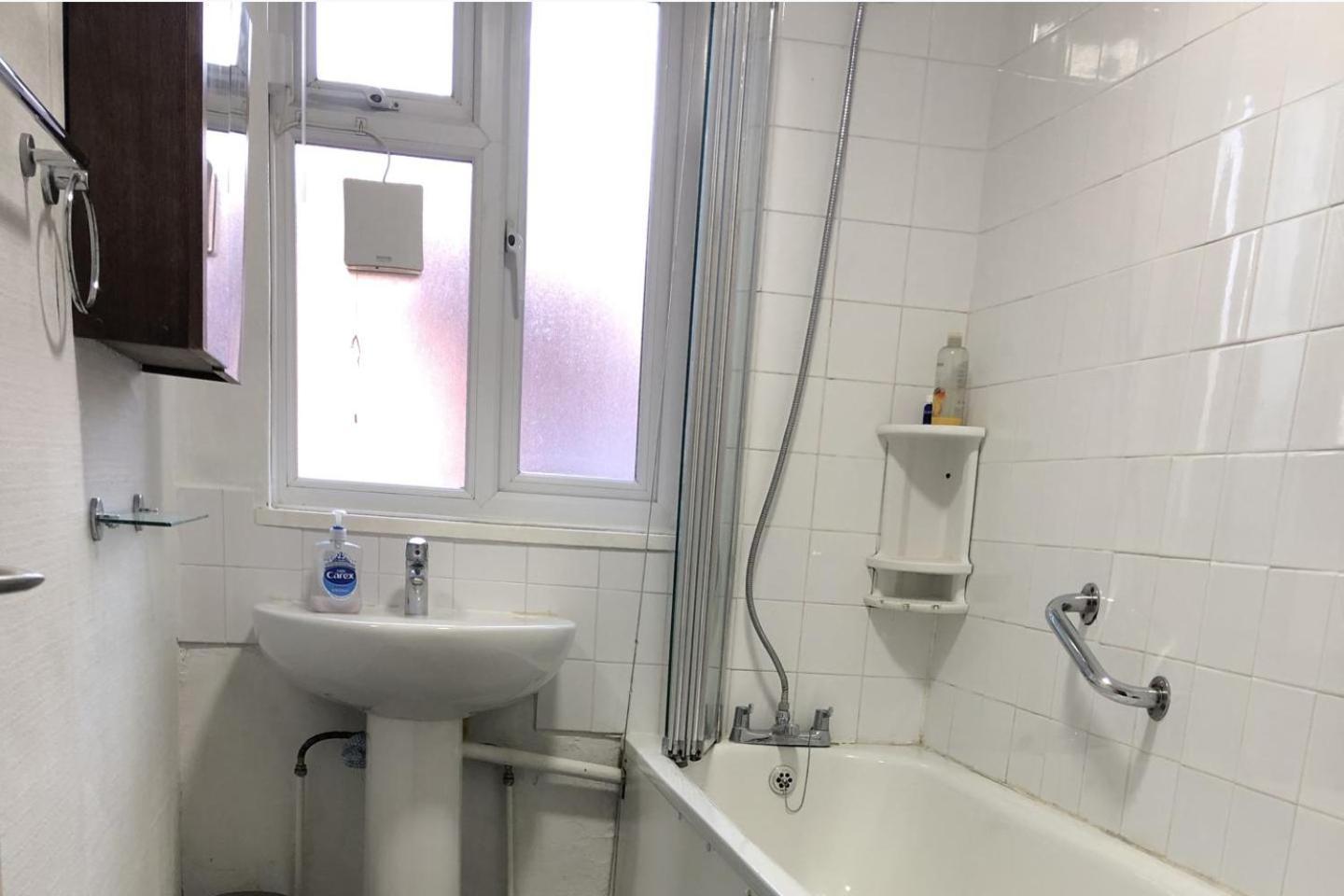 Lovely One-Bed Apartment To Rent In Londres Extérieur photo